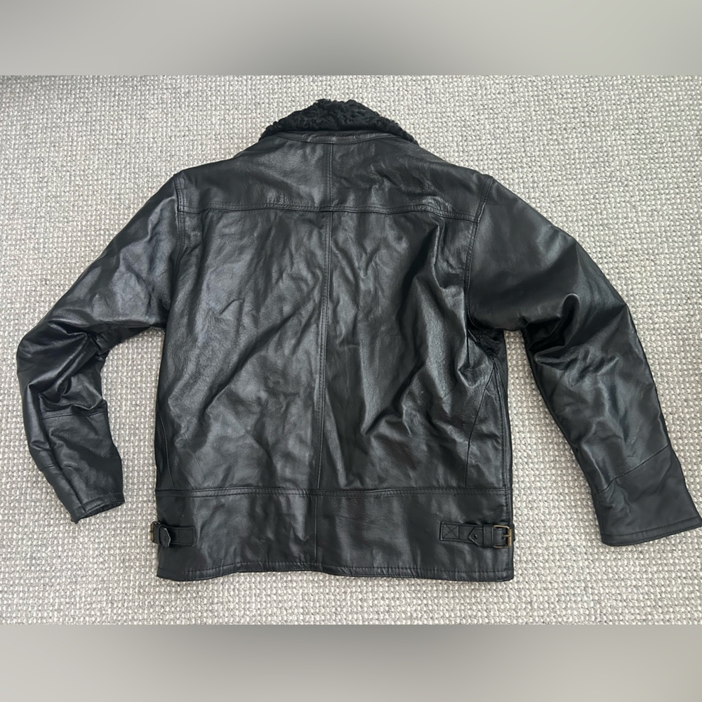 Leather jacket 🔥 - Picture 2 of 2